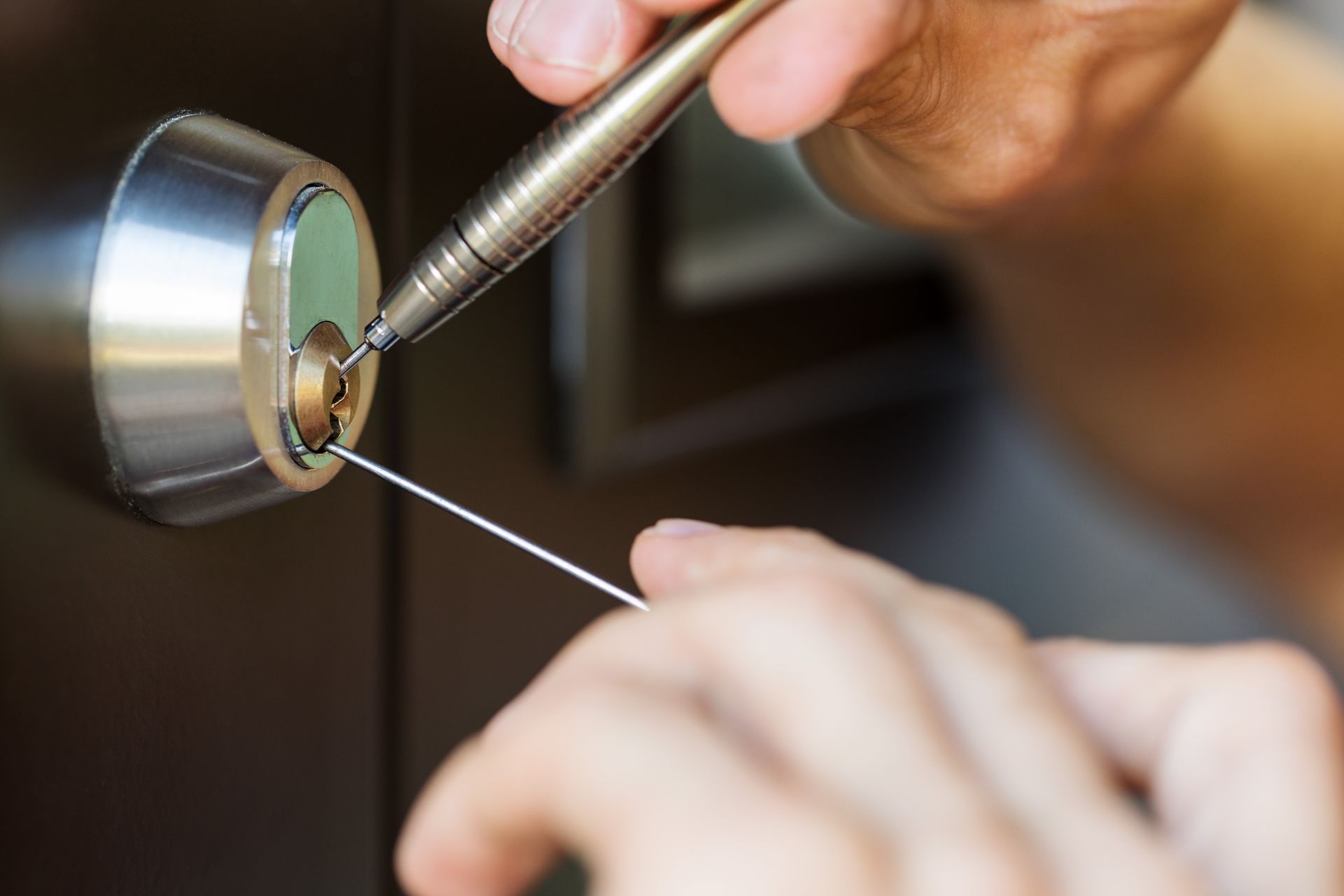 Outils dans une serrure — intervention urgence